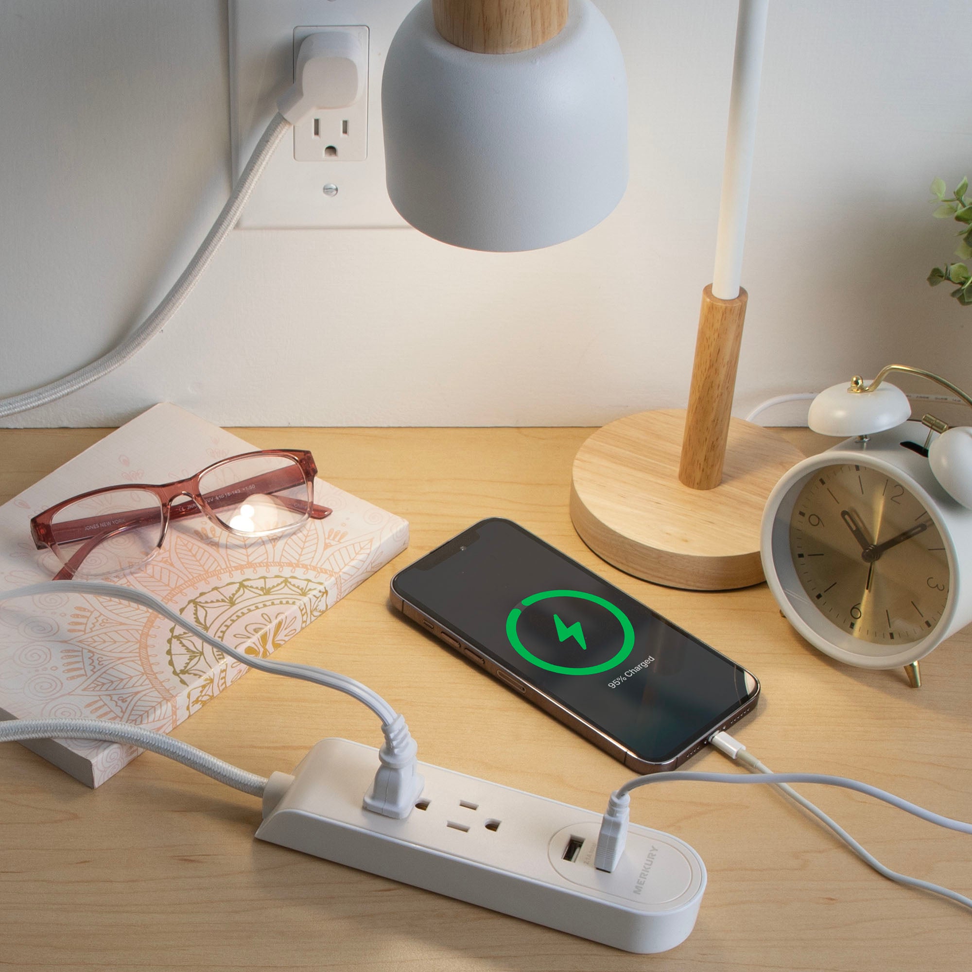 2 AC + 2 USB 2.1A 3 Ft Fabric Power