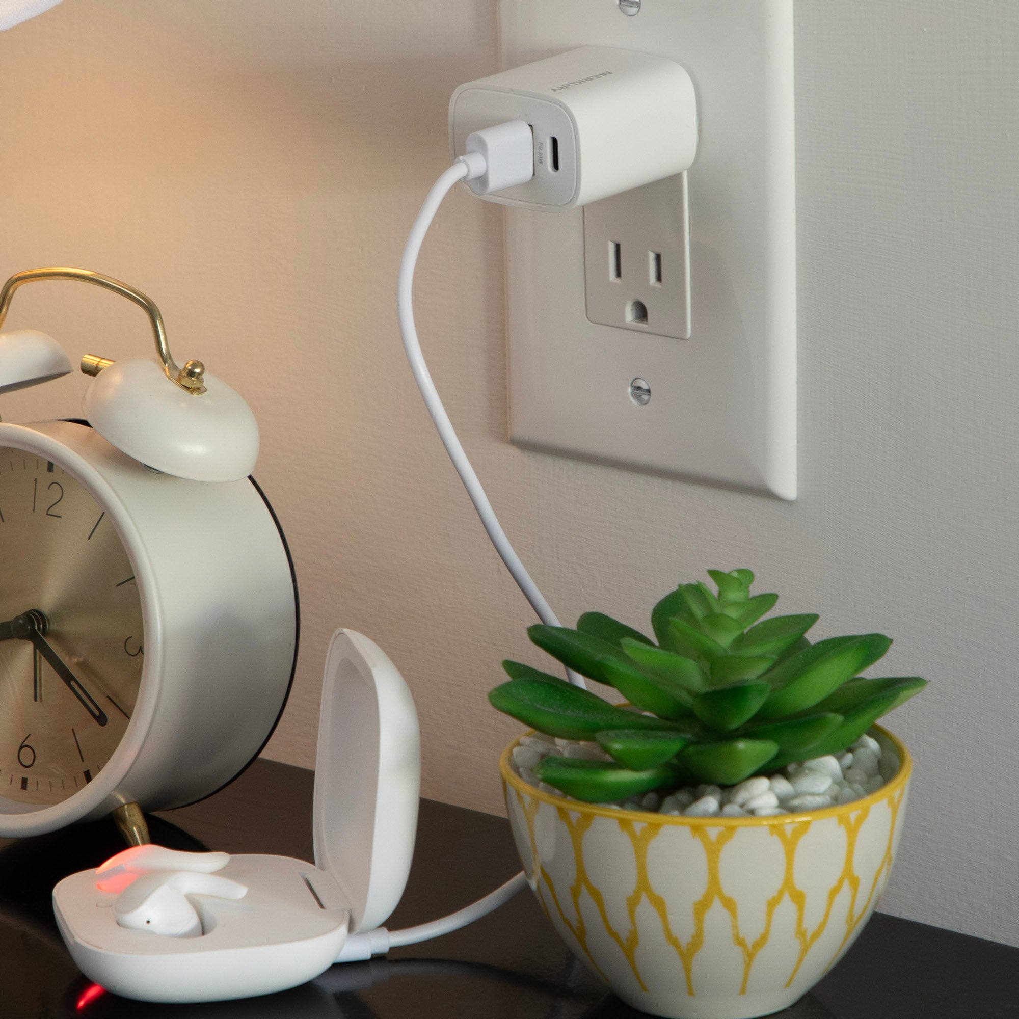 PD 20W Wall Charger 1 USB-C + 1 USB-A